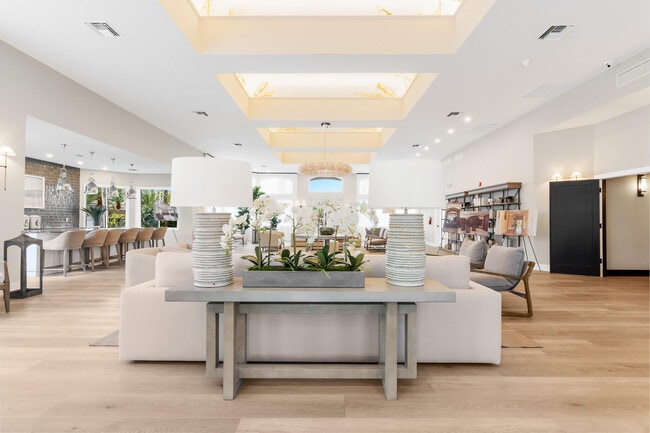 Building Photo - 20094 W Key Dr