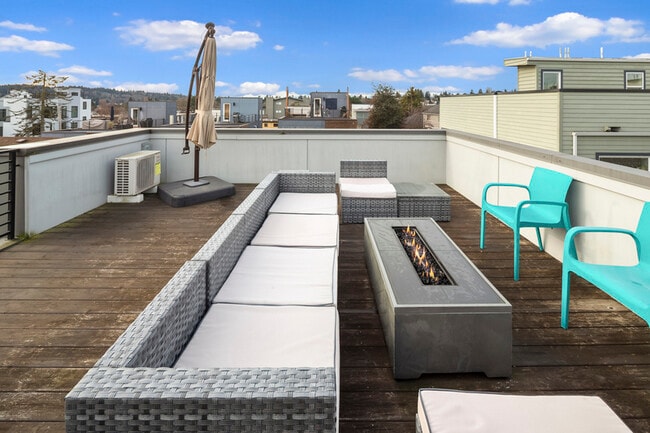 Building Photo - 2222 NW 62nd St