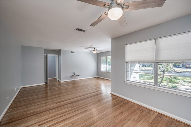 Building Photo - 3322 Elmridge St