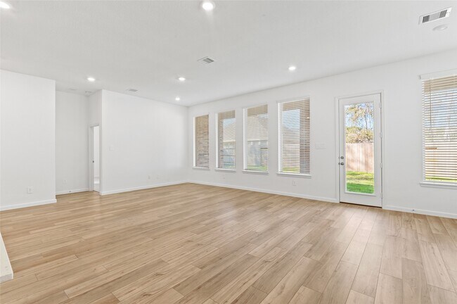 Building Photo - 18211 Saffron Sun St