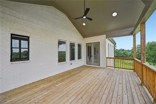 Building Photo - 3263 N Bogan Rd NE