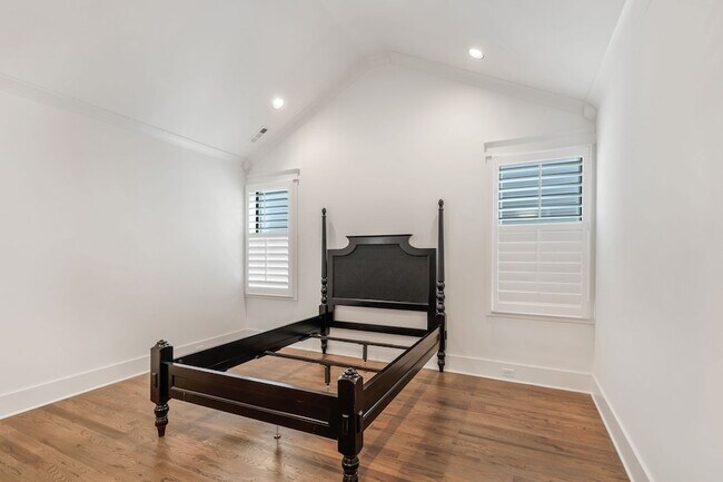 Building Photo - 59 Brookwood Terrace