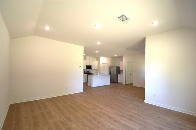 Building Photo - 346 Texas Ave