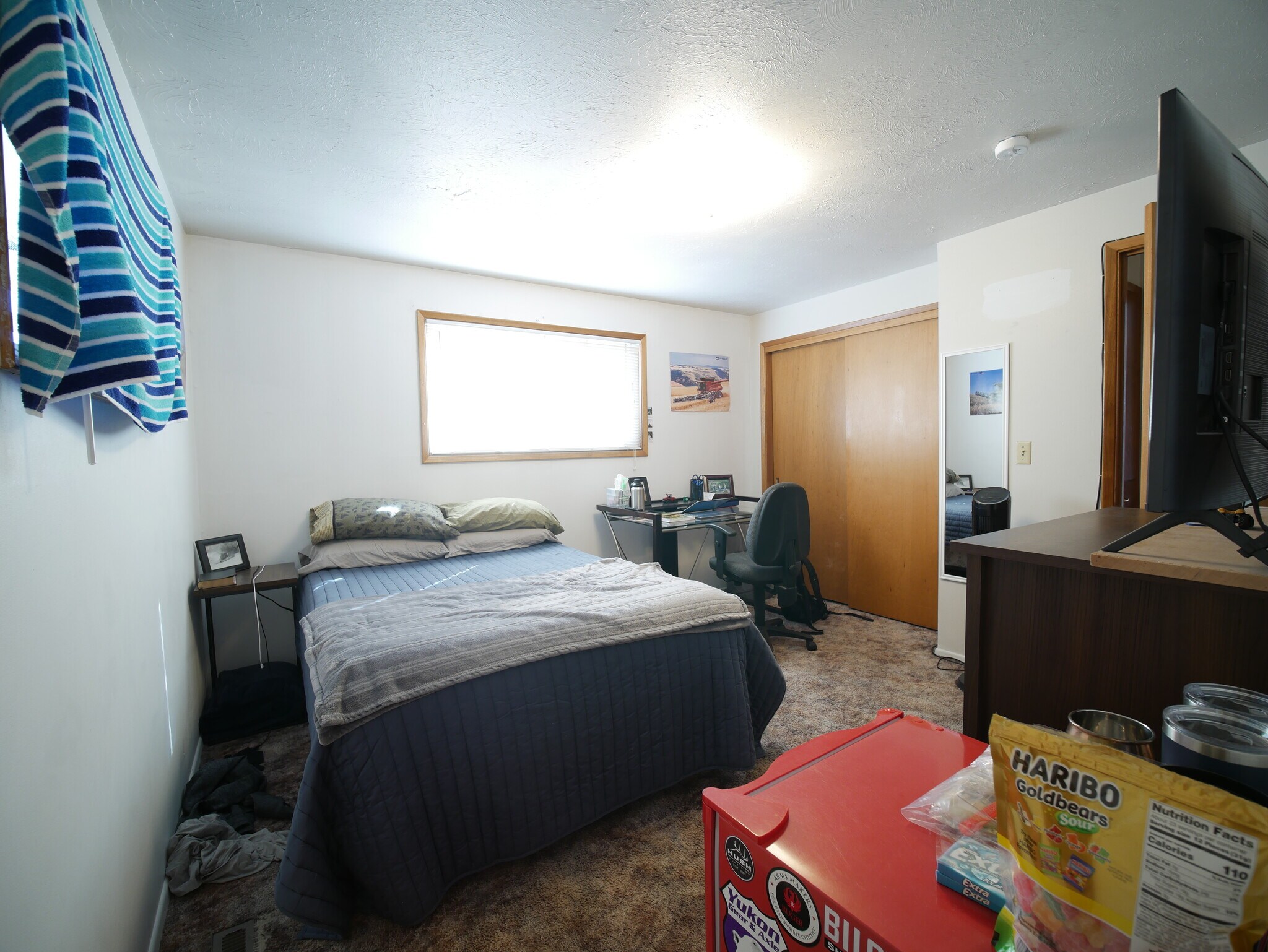 Building Photo - 1425 NW Kenny Dr