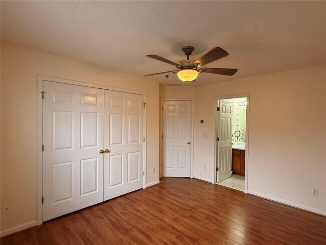 Building Photo - 342 Cottonwood Creek Cir