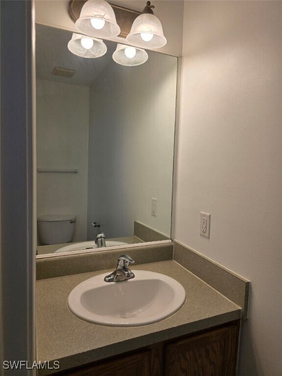 Building Photo - 250 Leawood Cir