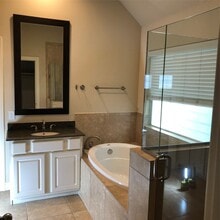 Building Photo - 3404 Nance St