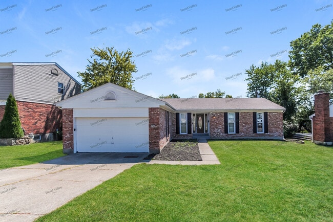 Primary Photo - 1743 Fullerton Dr