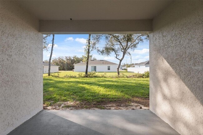 Building Photo - 4052 SW 132nd Ln