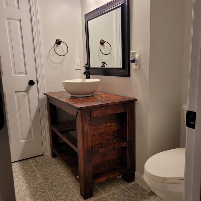 Building Photo - 15012 State Hwy 96