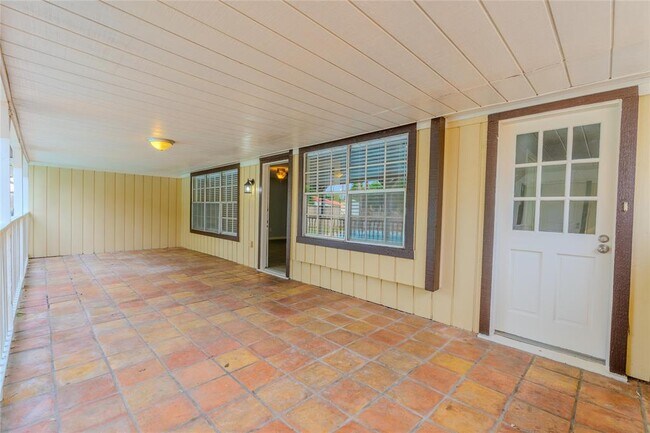 Building Photo - 19314 Enchanted Oaks Dr