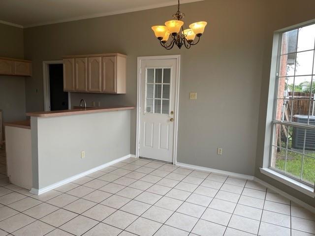 Building Photo - 815 Valleybrooke Dr