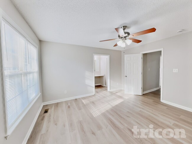 Building Photo - 149 Cambridge Elm Dr