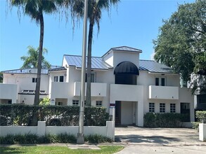 Building Photo - 2918 Bird Ave