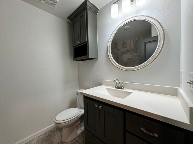 Building Photo - Beautiful 3 Bedroom Home in Azalea Farms in Noble