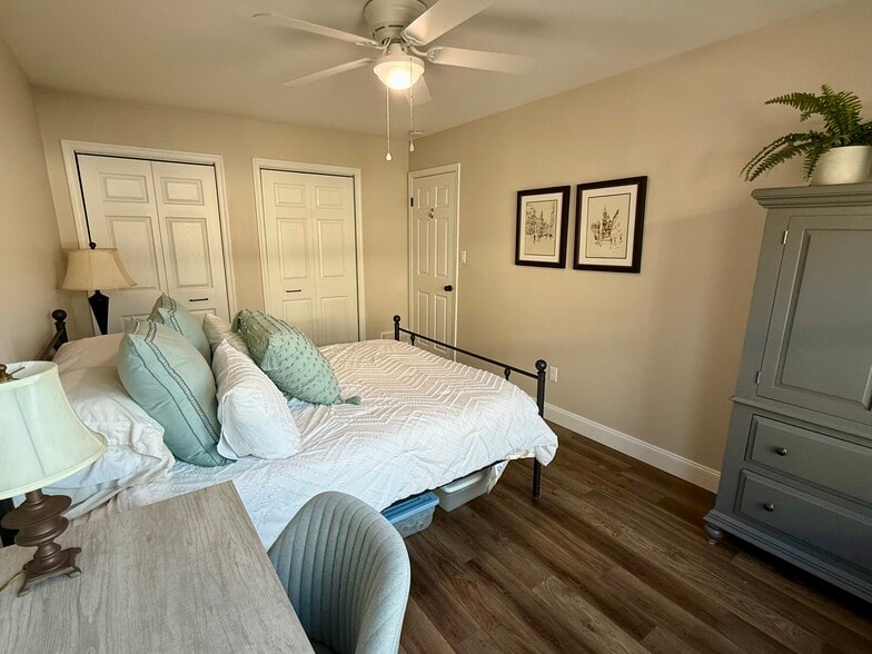 Building Photo - 1 Unison Ct