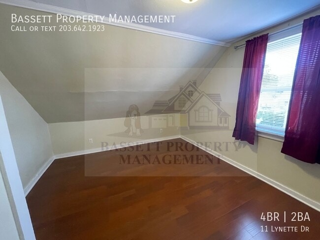 Building Photo - 11 Lynette Dr