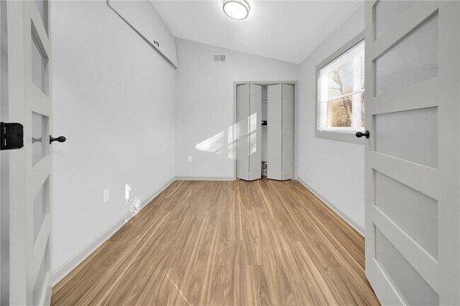 Building Photo - 3119 Piper Dr