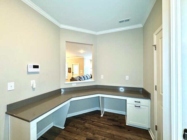 Building Photo - 321 Heritage Regency Dr