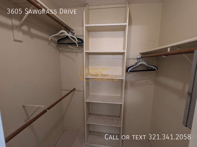 Building Photo - 3605 Sawgrass Dr