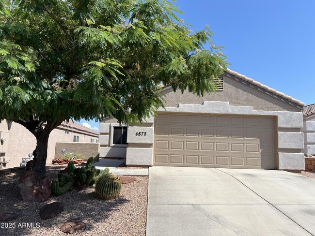 Primary Photo - 4872 E Meadow Vista Dr