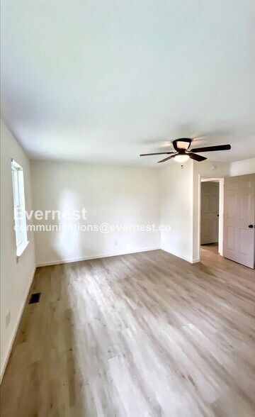 Building Photo - 11800 Dolly Pond Rd