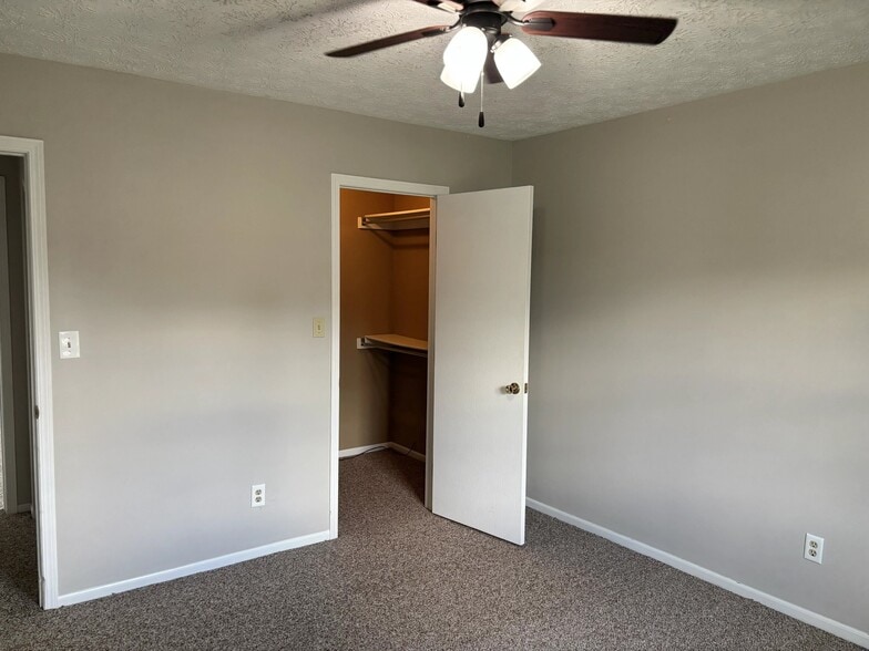 Building Photo - 7603 Paragon Commons Cir