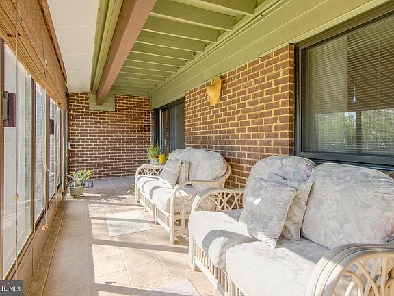 Building Photo - 3 Windblown Ct