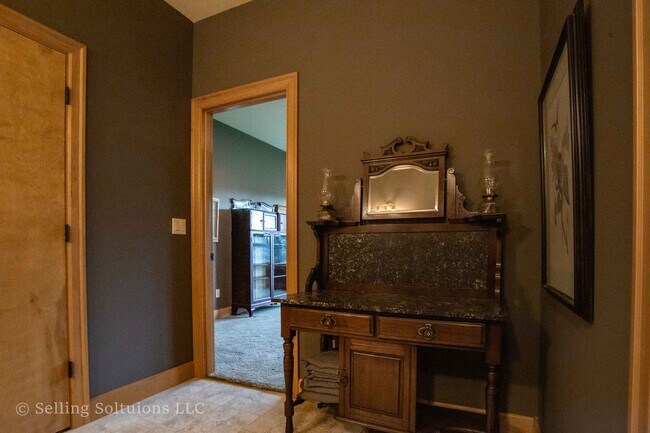 Building Photo - 5010 SE 362nd Ave