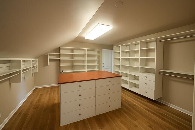 Building Photo - 1082 Bold Forbes Ct