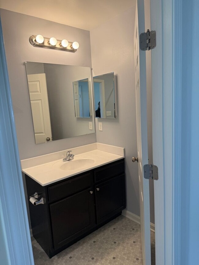 Building Photo - Darley Green townhome - 3 bedroom, 2.5 bathroom with 1 car garage - NEW CASTLE COUNTY WORKFORCE H...