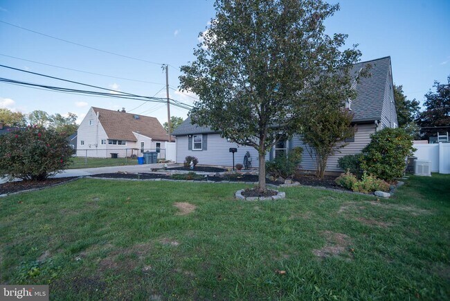 Building Photo - 68 Nettletree Ln