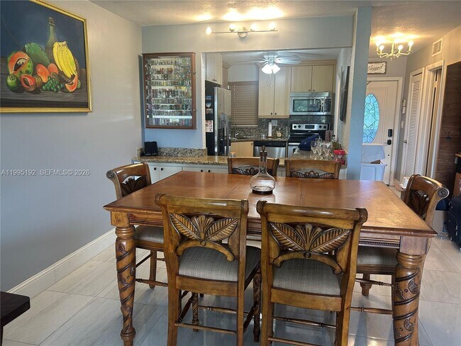 Building Photo - 8900 Washington St