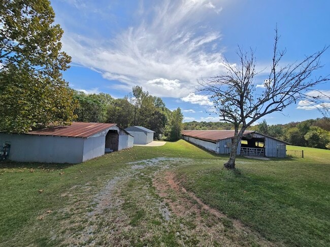 Building Photo - 3320 Griffin Cemetery Rd