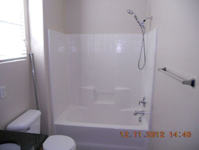 Building Photo - 29040 Azara St