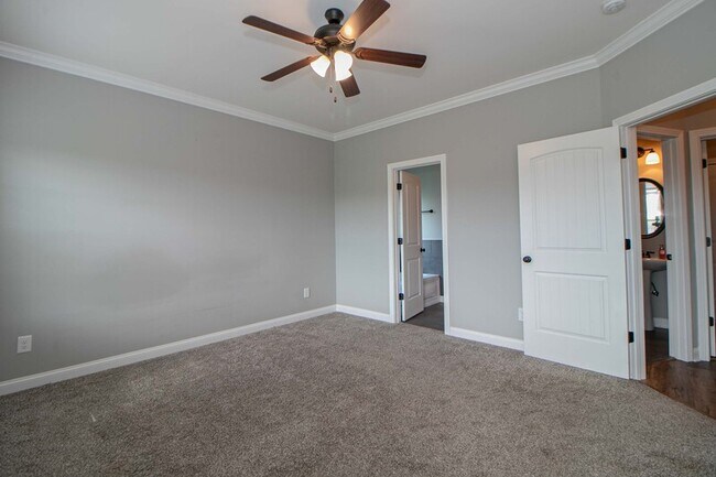 Building Photo - 3300 Twelve Oaks Blvd