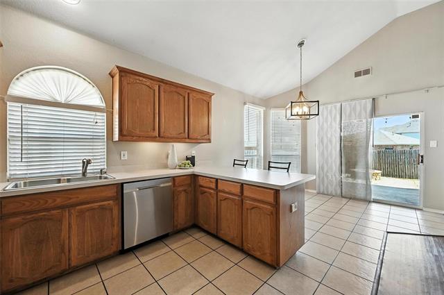 Building Photo - 12500 Cottageville Ln