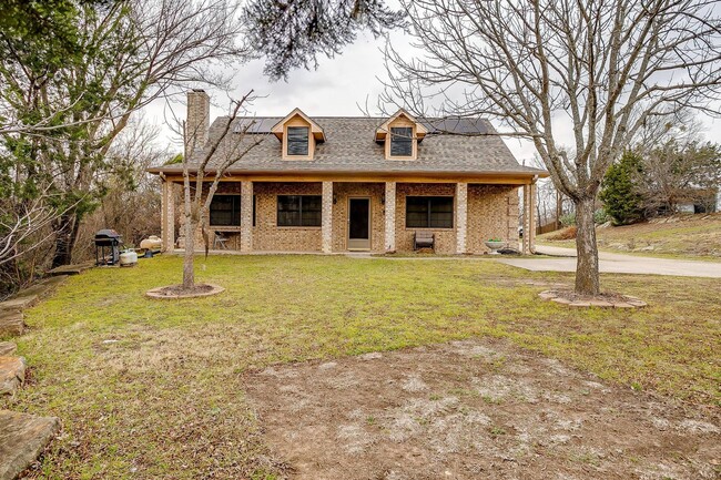 Country Living- 3 Bed, 2 Bath Ranch Style... - Country Living-  3 Bed, 2 Bath Ranch Style...