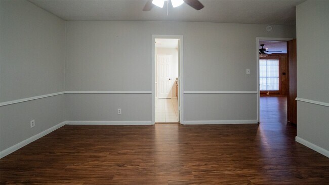 Building Photo - 5507 Slashwood Ln