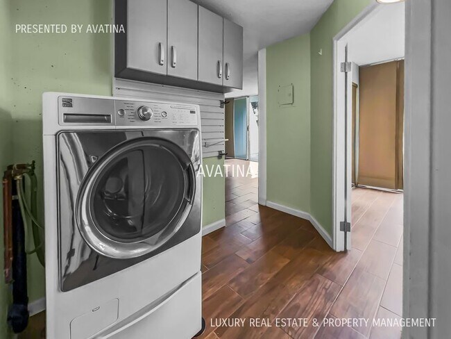 Building Photo - 95-2043 Waikalani Pl A101-