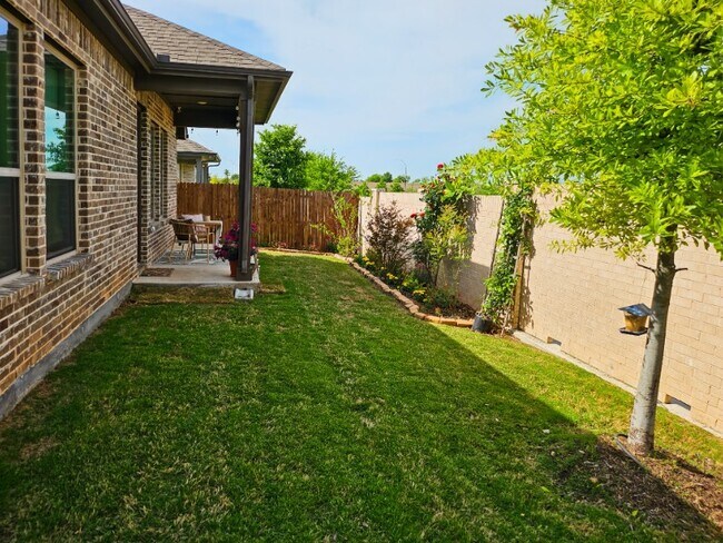 Building Photo - 7404 Whisterwheel Way