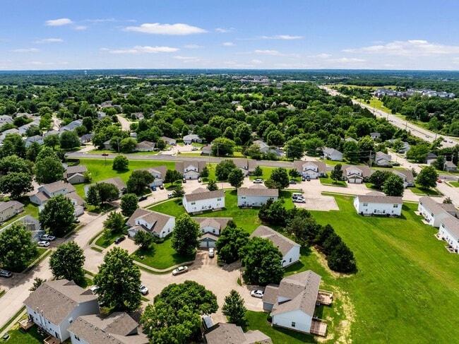 Building Photo - 3501-3503 Delmar Ct.