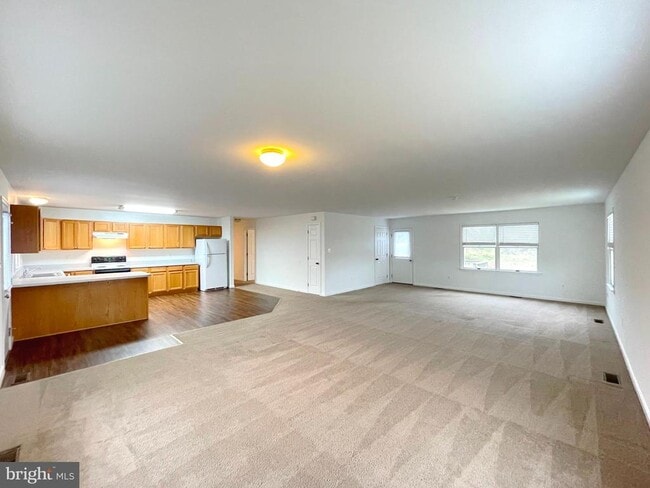 Primary Photo - 44994 Serenity Farm Ln