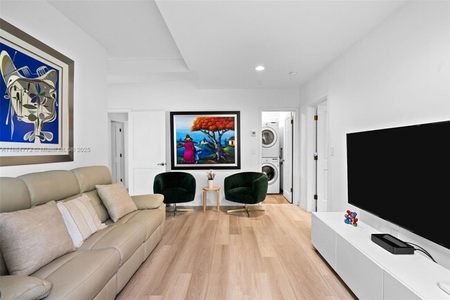 Building Photo - 6850 Sunrise Terrace