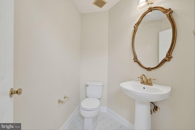 Building Photo - 6652 Debra Lu Way