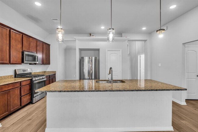 Building Photo - 3430 Redbridge court