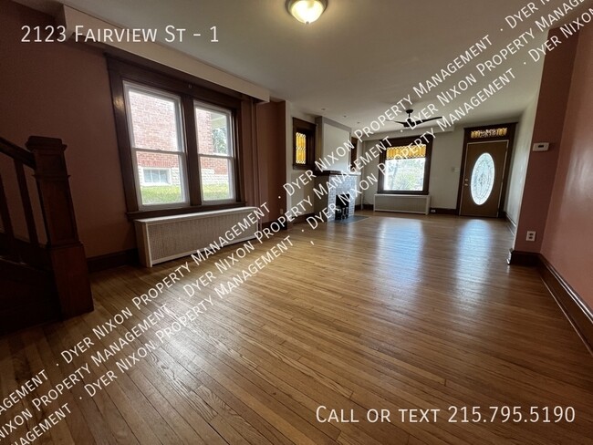 Building Photo - 2123 Fairview St