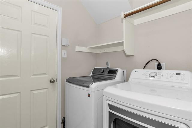 Building Photo - 1217 Wexford Ln