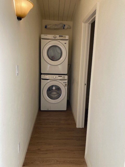 Exclusive use new washer/dryer - 4225 Bannock Ave