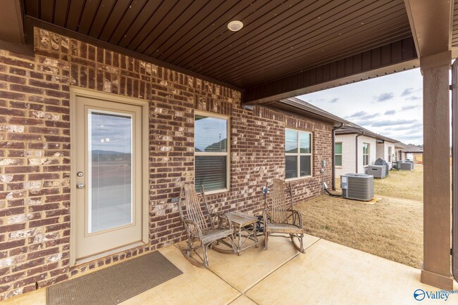 Building Photo - 111 Ranna Dr